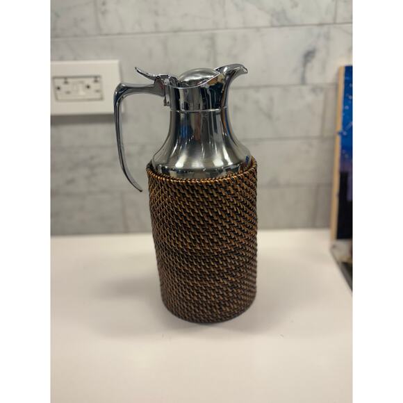 New Vintage MCM Broggi Thermal Carafe 18/8 Stainless Steel Rattan 1.5L Italy - Picture 9 of 9